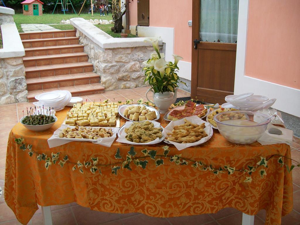 Agriturismo La Palazza Сала-Консилина Экстерьер фото